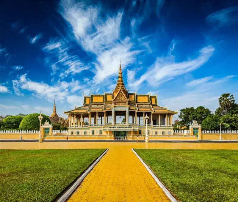 Amazing Vietnam & Cambodia and Thailand ends Chiang Mai